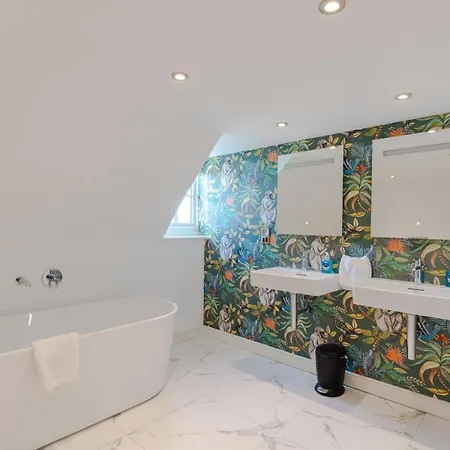 Апартаменти Redcliffe Parade No 9 I Centre Бристоль