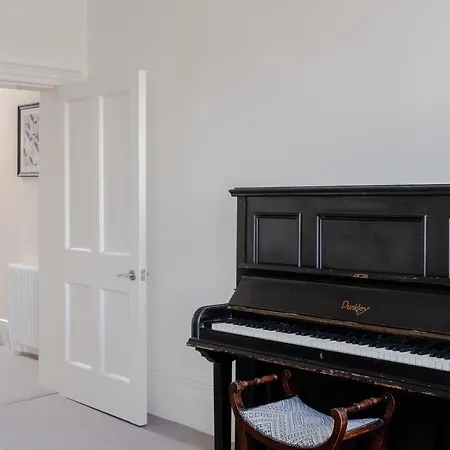 Redcliffe Parade No 9 I Centre 布里斯托