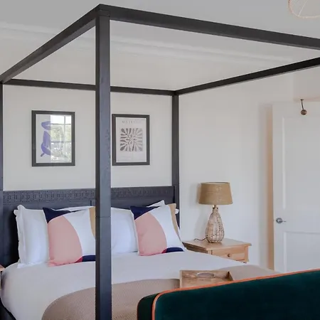 Redcliffe Parade No 9 I Centre Апартаменти *