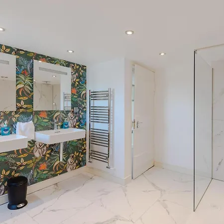 Redcliffe Parade No 9 I Centre Бристоль