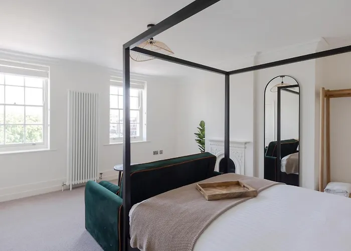 Redcliffe Parade No 9 I Centre * 布里斯托